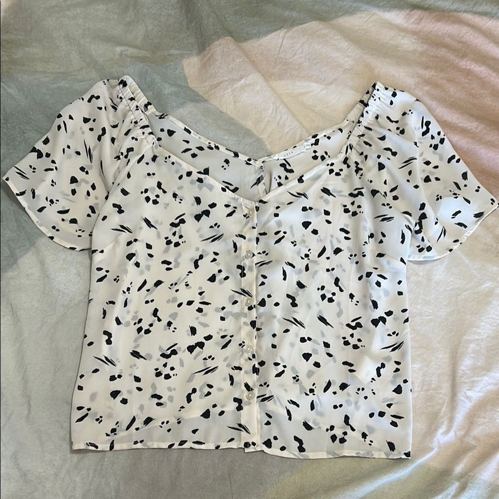 Stylish Black and White Women's Top